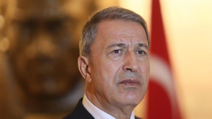 وزير الدفاع التركي يبحث مع نظي...