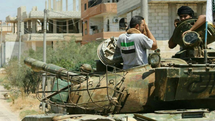 الجيش الحر يعلن مناطق تنظيم "ا...