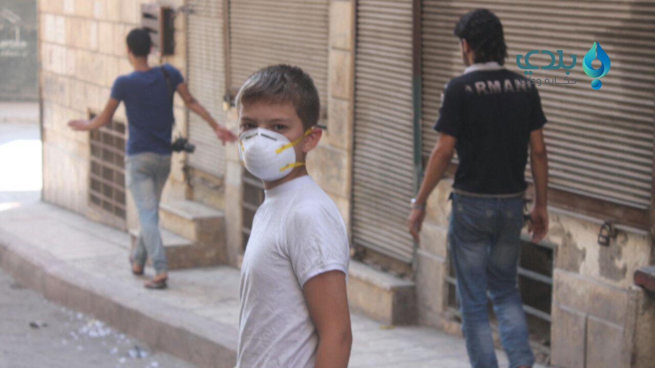 طيران النظام يقصف بغاز الكلور...