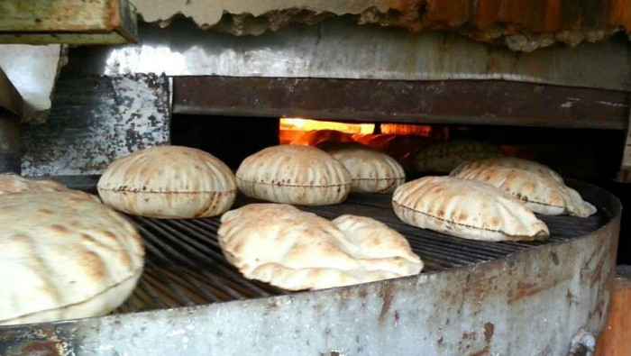 ايران القاتلة حريصة على جودة خبز السوريين!