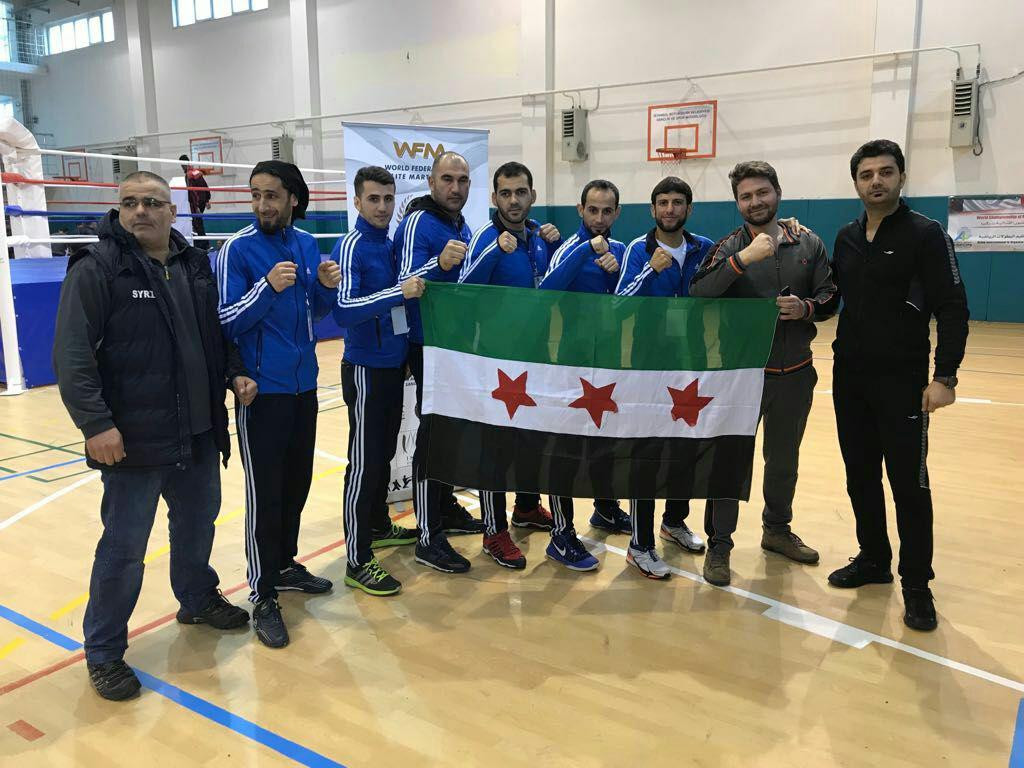 "منتخب سوريا الحر" يحرز بطولة...