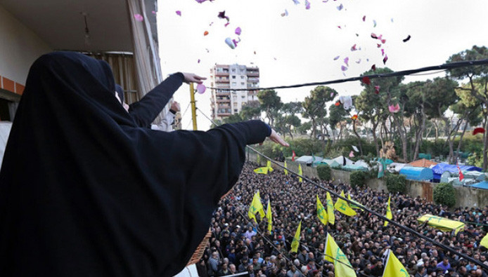 نساء "نصر الله".. (أمهات) يلدن...