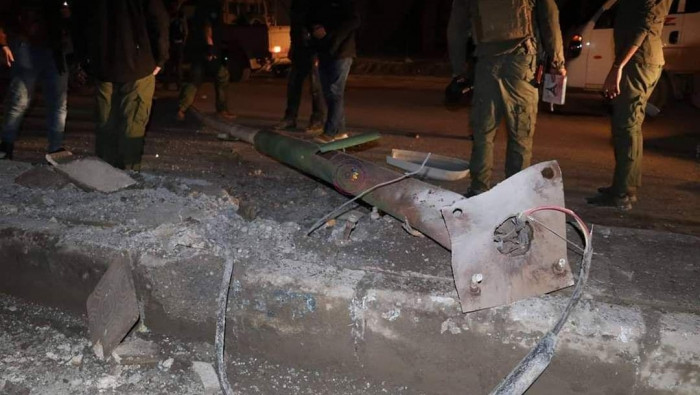 جرحى بانفجار عبوة ناسفة في الط...