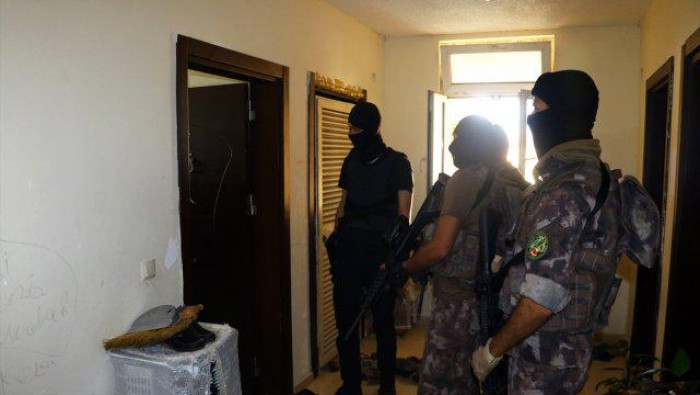 بعد داعش.. الأمن التركي يعتقل...