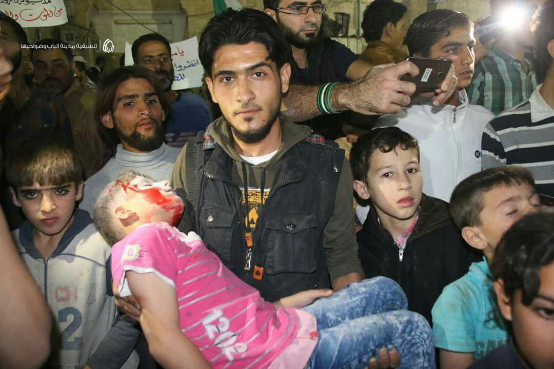 أهالي مدينة الباب يتظاهرون نصر...