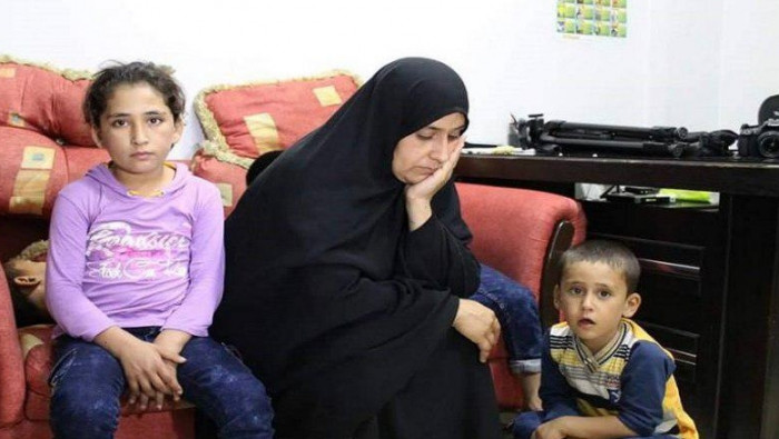 لقاء شحنات غذائية.. "داعش" يطل...