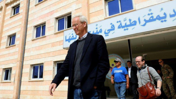 مسؤول أمريكي ينتقد ترامب بسبب...