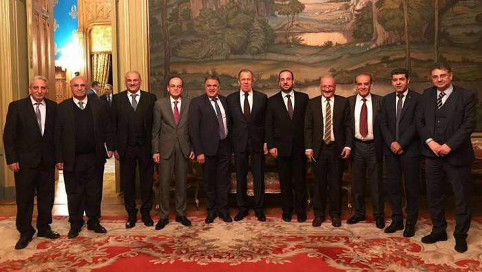 هيئة التفاوض السورية تعتذر عن...