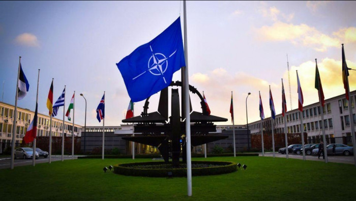 "الناتو" يرحب باقتراح ألمانيا...