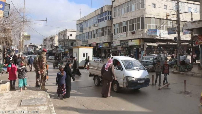 ردا على إضراب منبج.. "قسد" تنف...