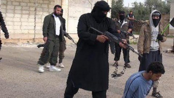 "داعش" يعدم عنصرين من "قسد" شر...