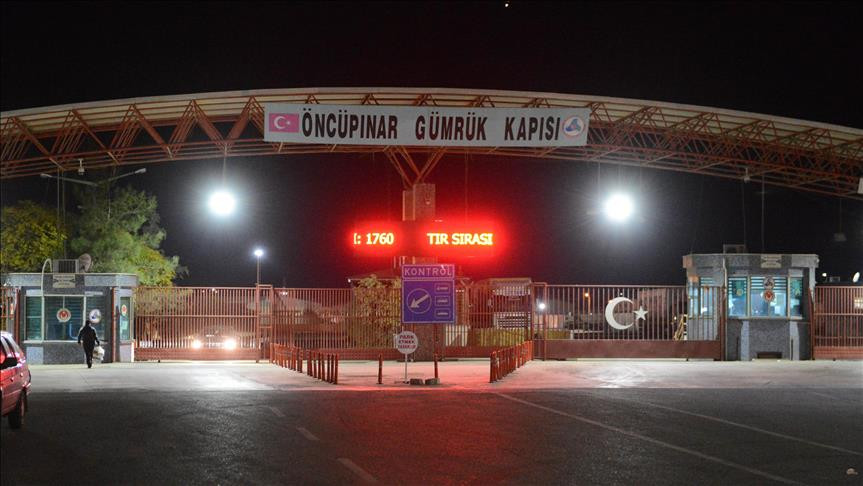 تركيا تعيد فتح معبر "باب السلا...