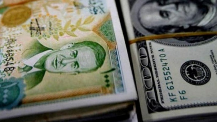 تهاوي جديد لليرة السورية أمام...