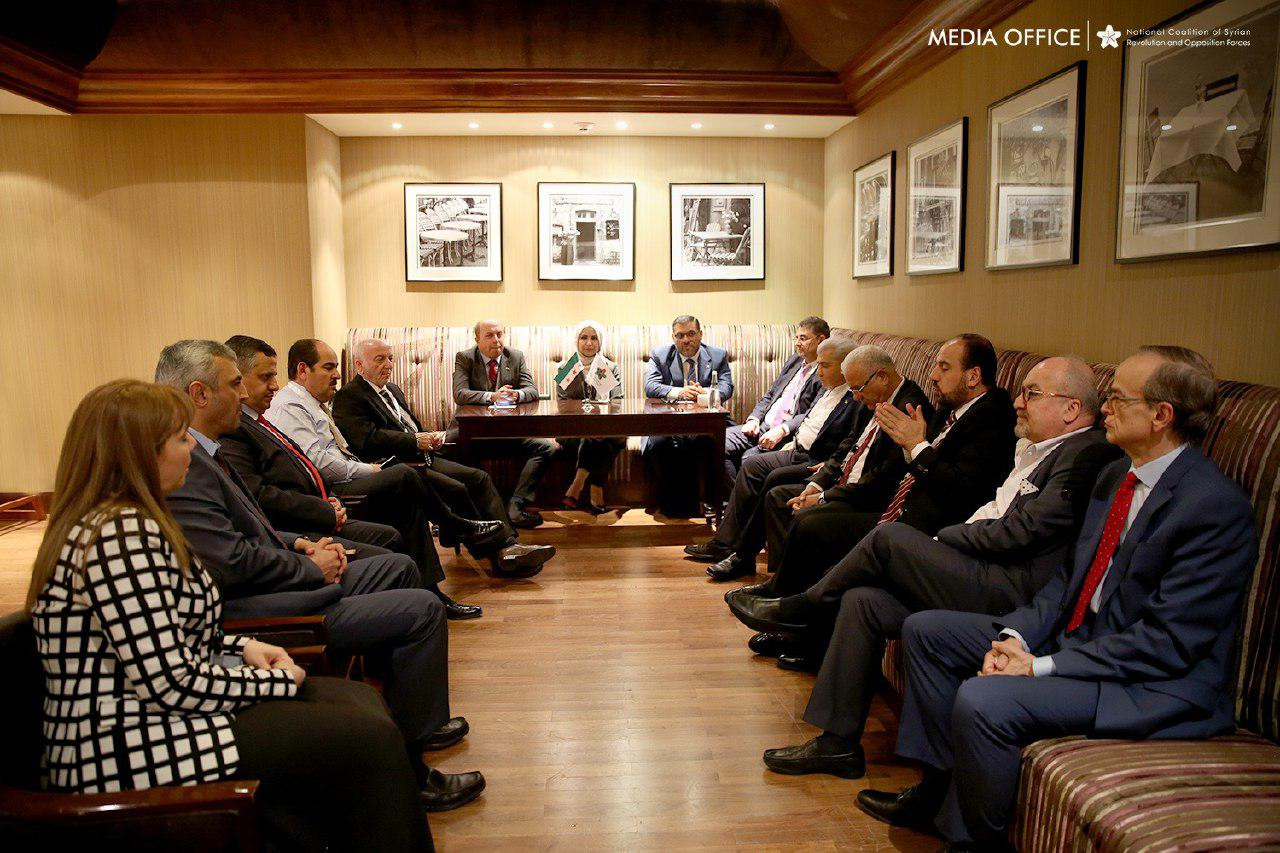 "سيف": ما يحدث مع السوريين أكب...