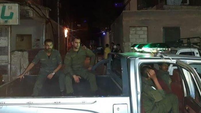 مسلحون يقتلون عائلة كاملة بالر...