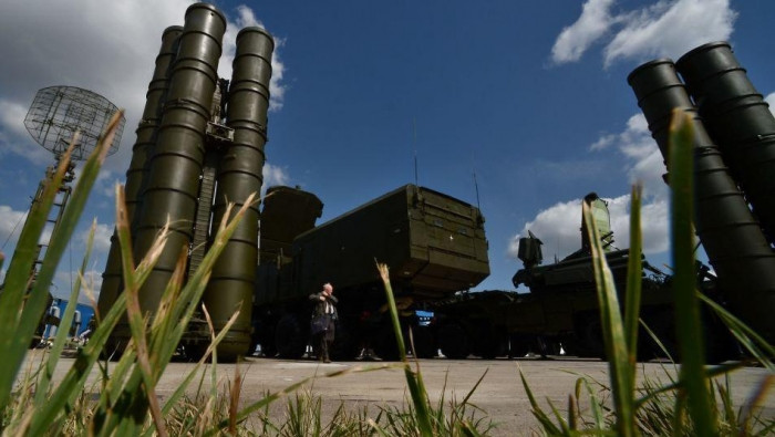 روسيا تطمئن "إسرائيل" أنها لم...