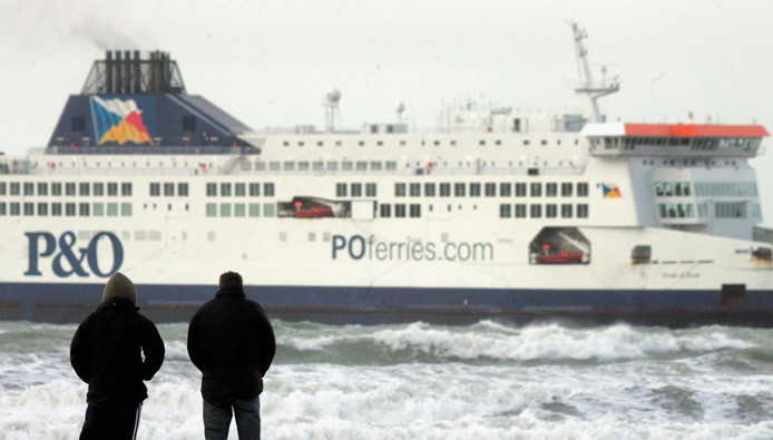 قصة رجلين سوريين ماتا غرقا وهم...