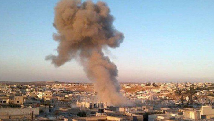 النظام يخرق اتفاق المنطقة منزوعة السلاح شمالاً والتحالف يرتكب مجزرة شرقاً