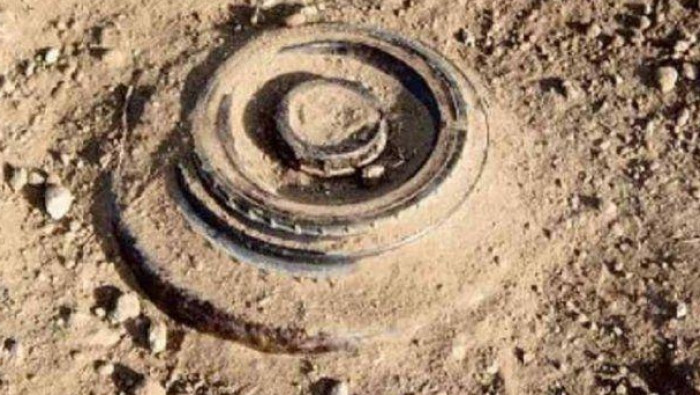 إصابات بانفجار لغم أرضي في حي...