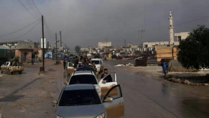 "تحرير الشام" تدخل الأتارب بعد...