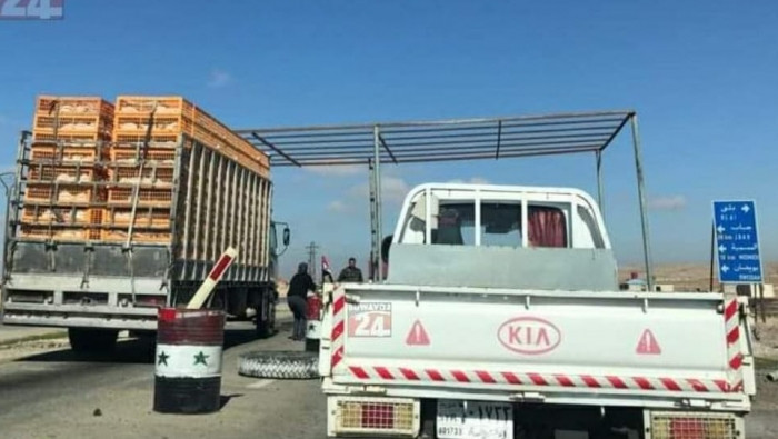 النظام يفرض إتاوات على سائقي ا...