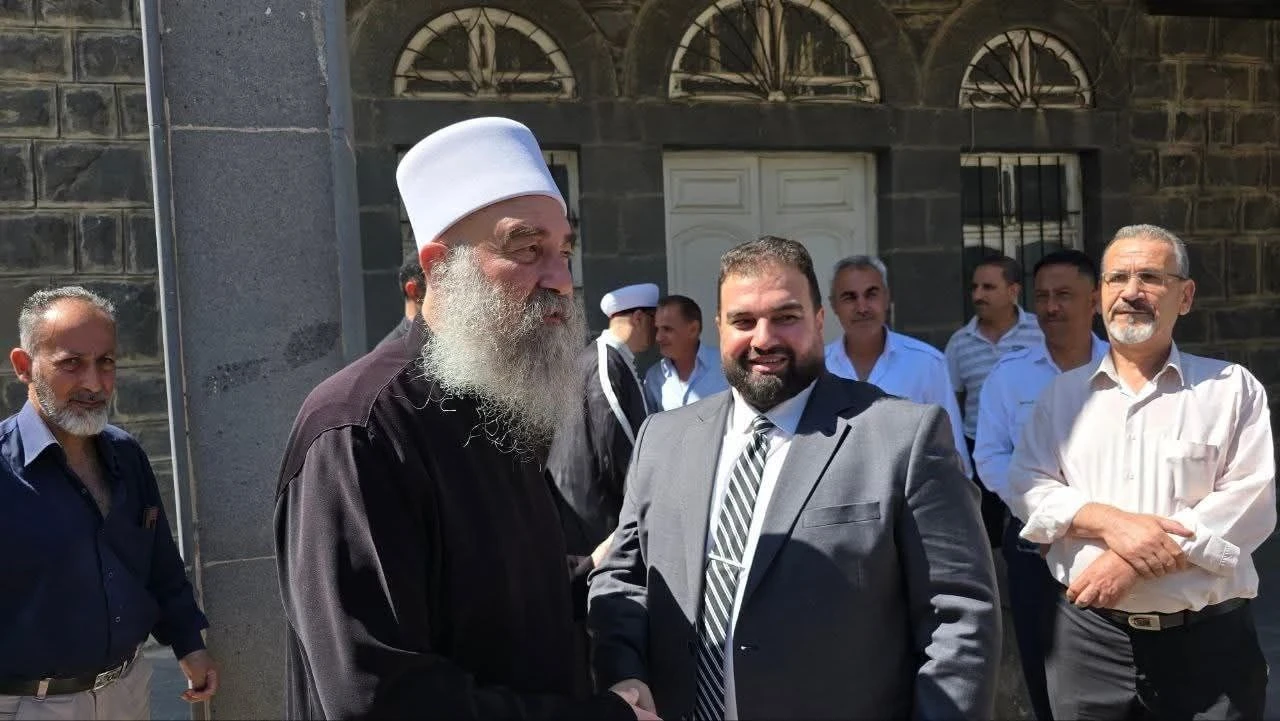 العلاقات تتحسن بين السويداء ود...