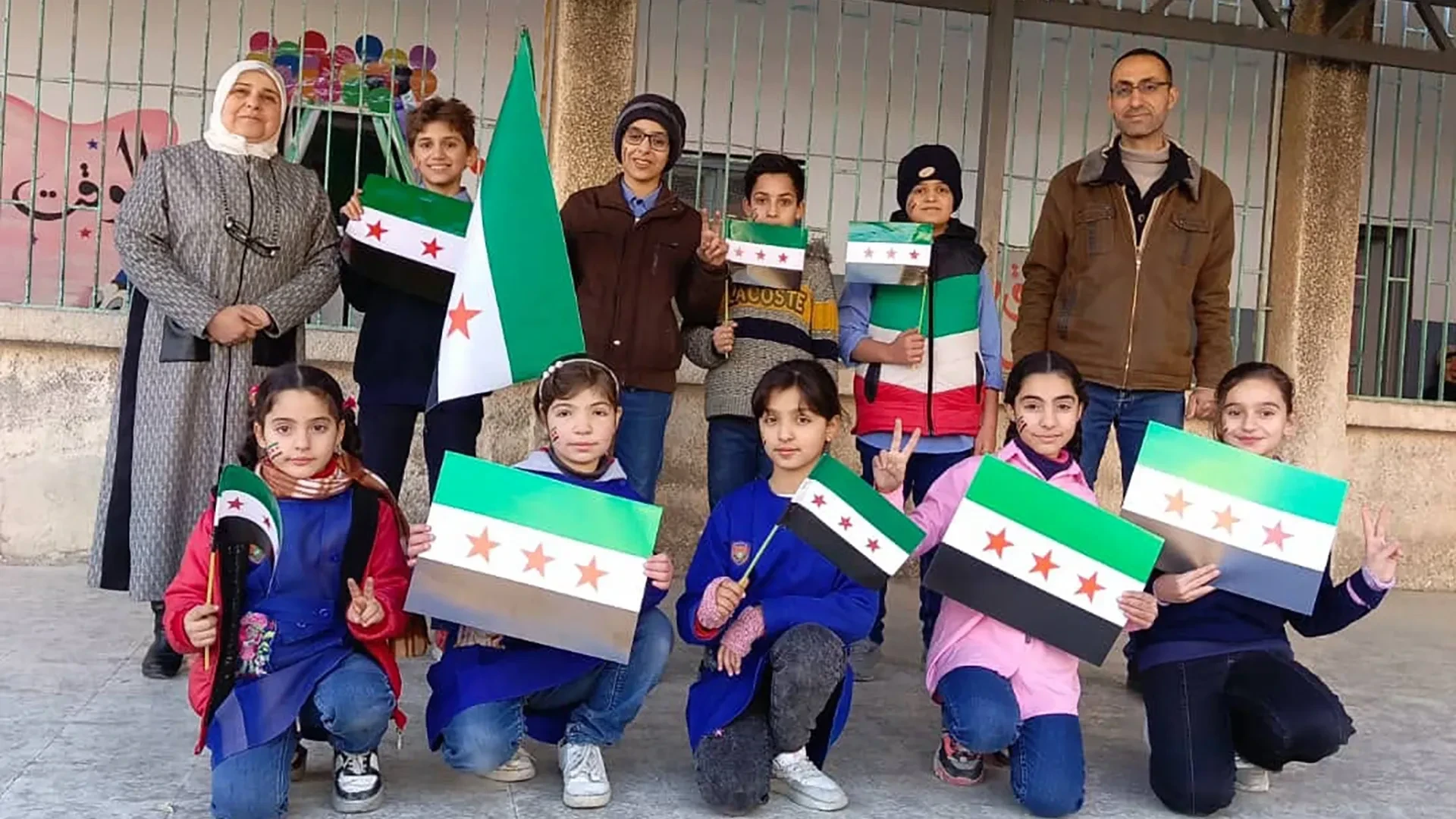 "التربية السورية" تعتمد مناهج...