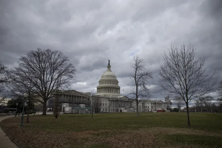 الكونغرس الأميركي يصوّت اليوم على إلغاء عقوبات "قيصر" عن سوريا