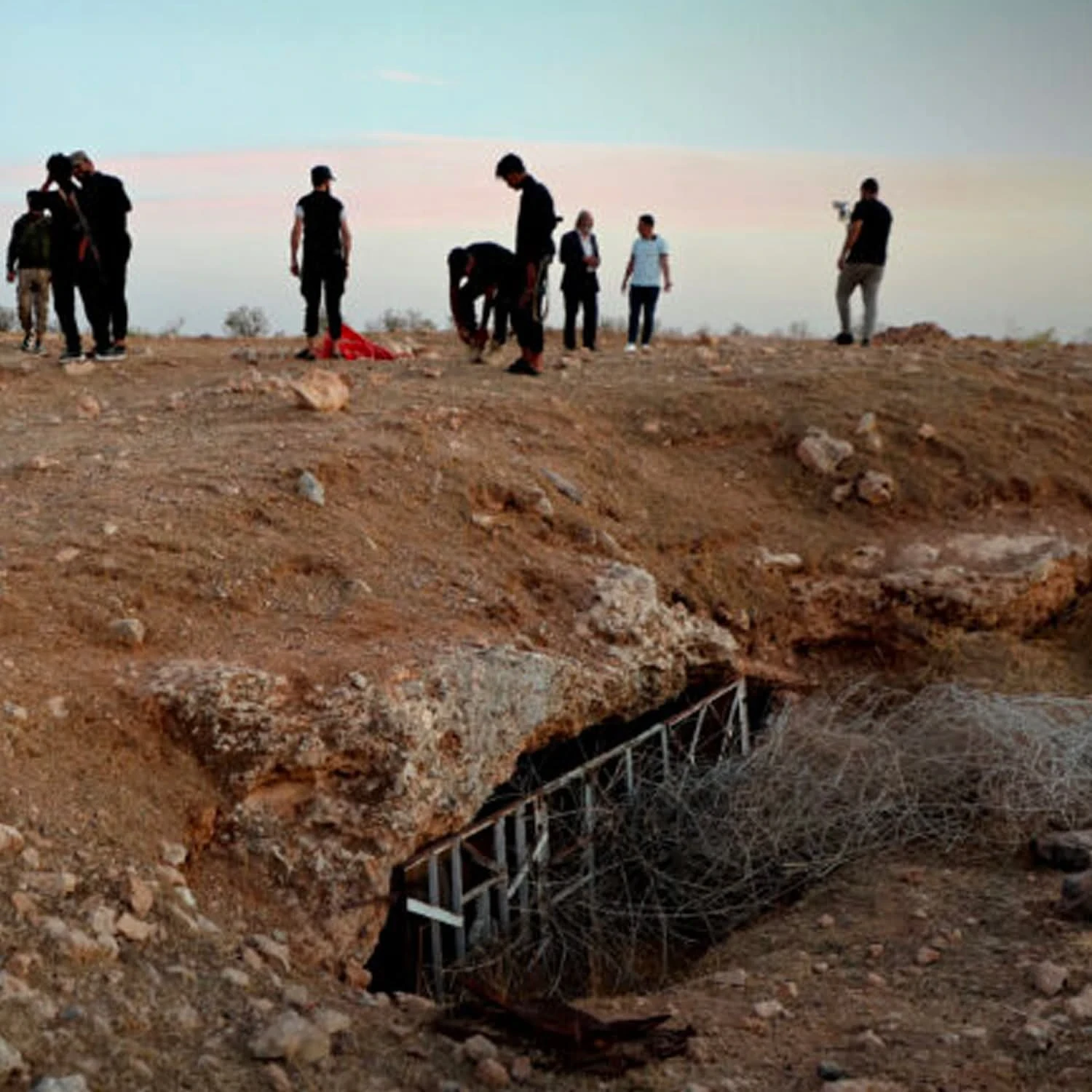 الأمن يكشف عن سجن سري كان يستخ...