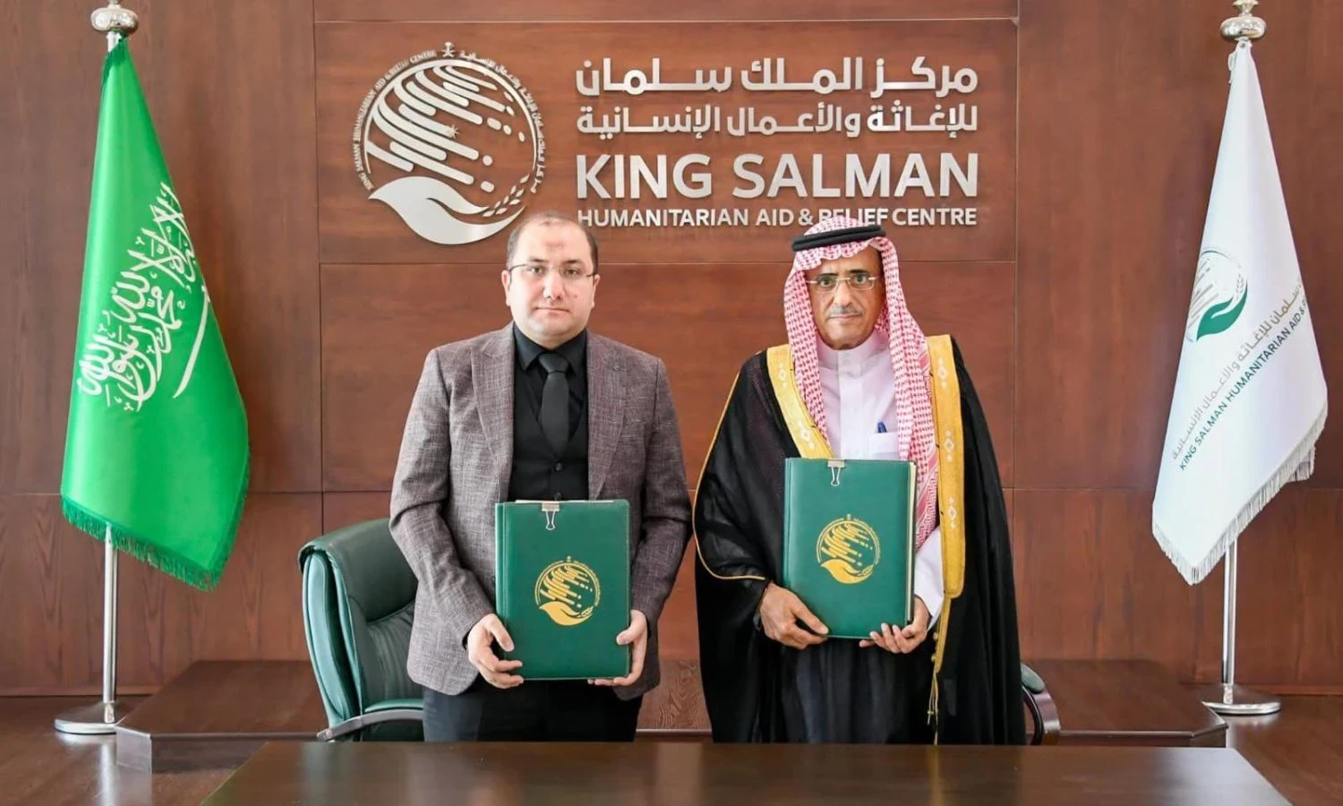 السعودية توقع اتفاقية لإنشاء م...