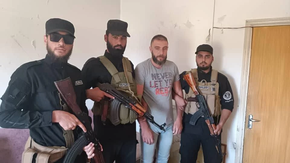 تضامن مع عرفان حيدر بعد اعتقال...