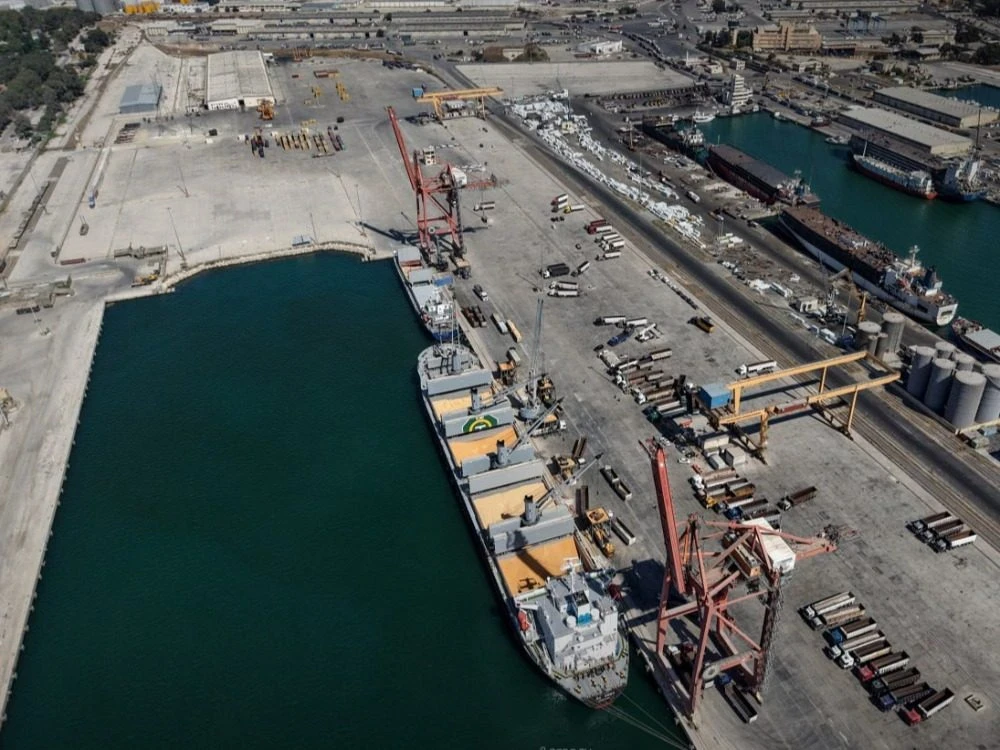 عبر مرفأ طرطوس.. سوريا تتلقى ث...