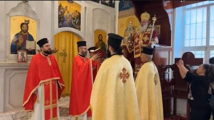 قداس في كنيسة القديس جاورجيوس...