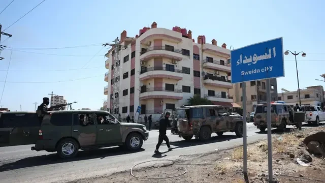 اتهامات لـ "اللجنة القانونية"...