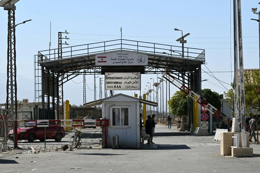 الجمارك السورية تضبط شحنة حشيـ...