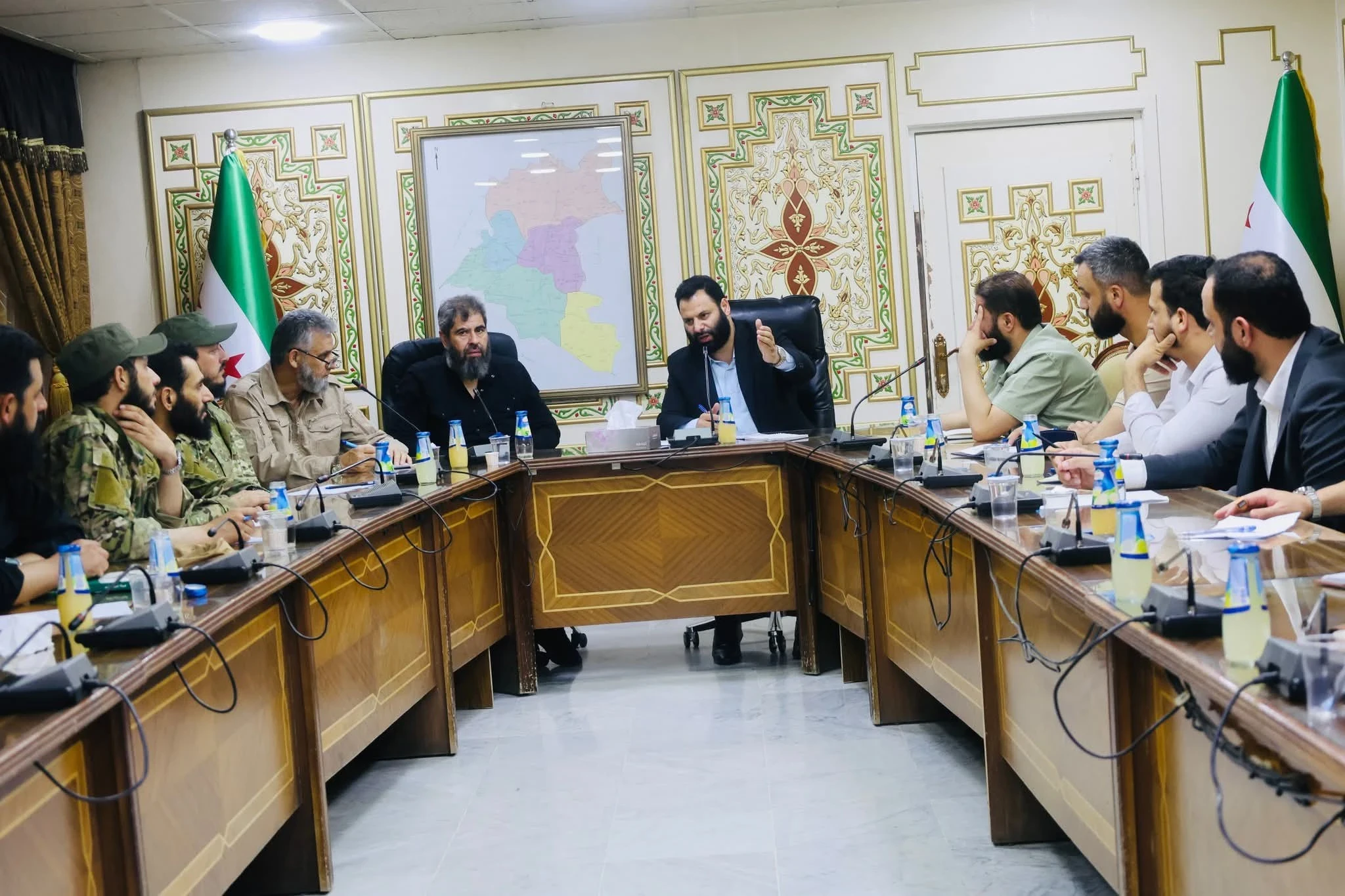 اجتماع أمني - عسكري في درعا لو...