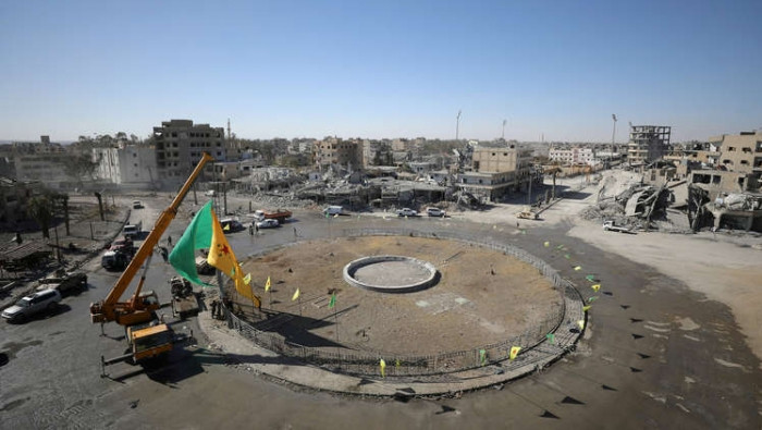 "قسد" تفرض رسوماً على سيارات ا...