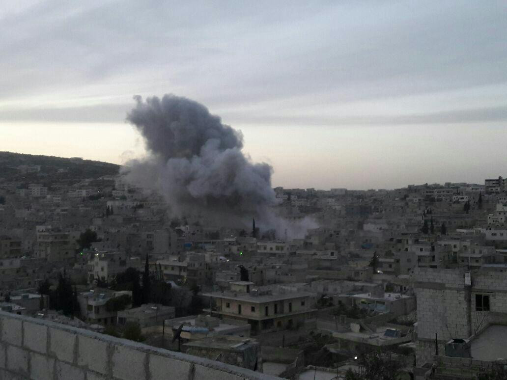 9 شهداء بقصف روسي على مدرسة بر...