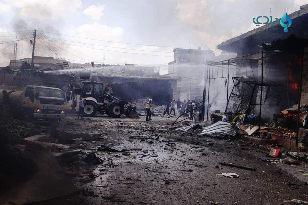 الطائرات الروسية تقتل أربعة مد...