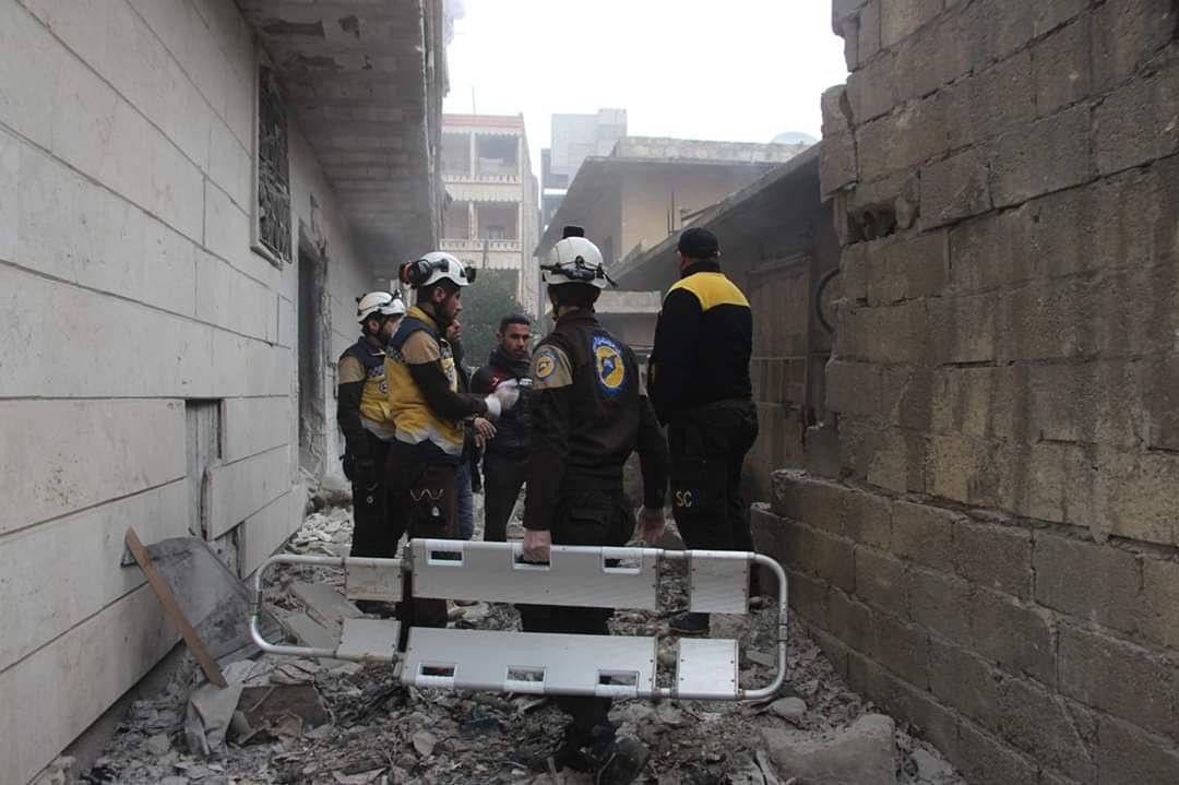 ريف حلب.. جرحى بقصف جوي والنزو...