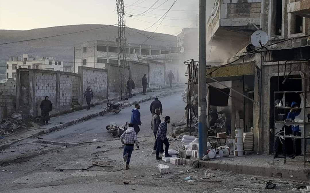 شهيد وجرحى بقصف صاروخي للنظام...