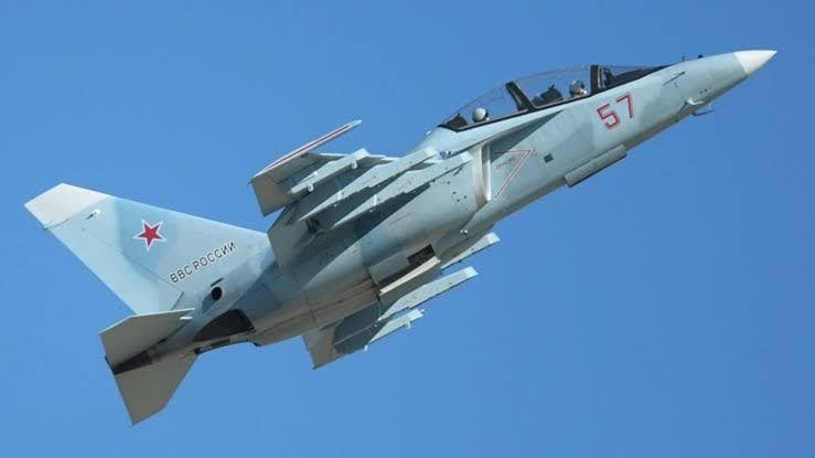للمرة الأولى.. طائرات روسية تق...