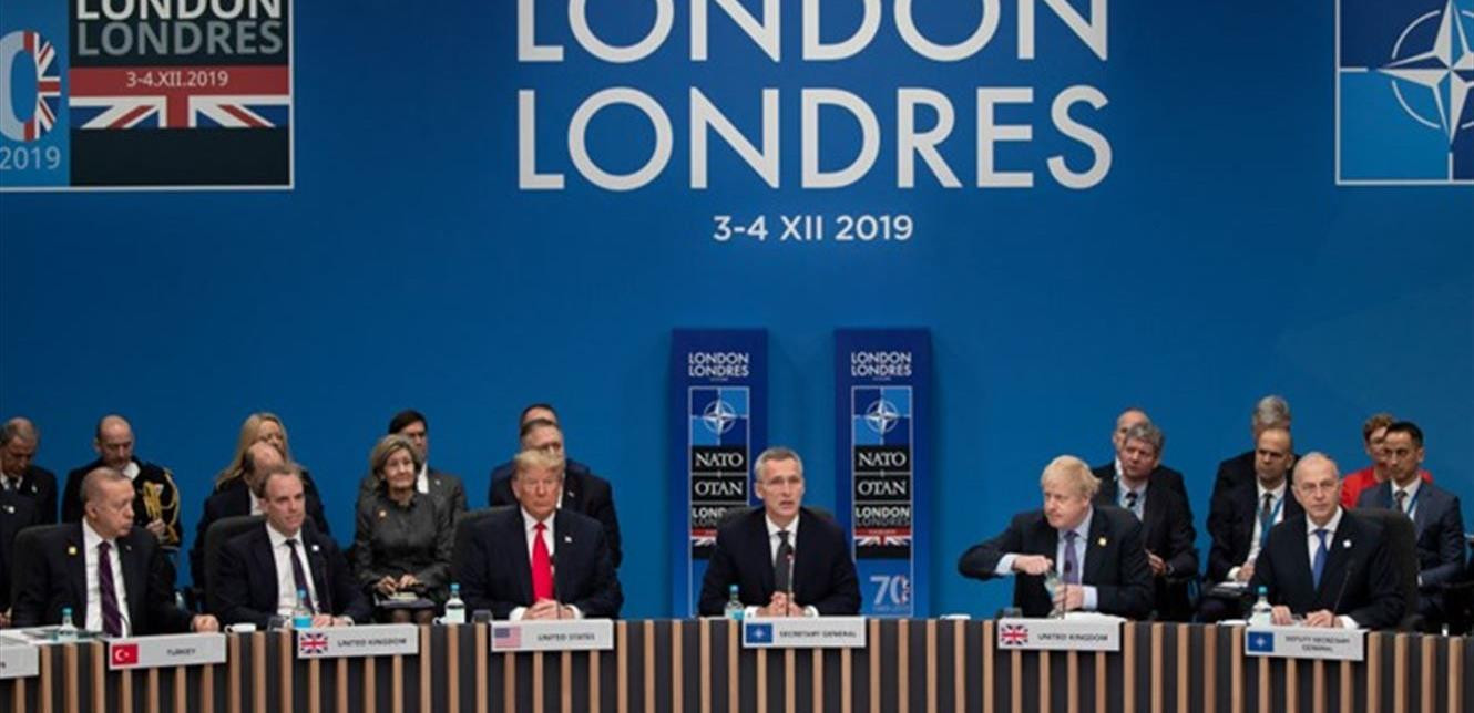 "الناتو" يستقطب تركيا بعد خلاف...