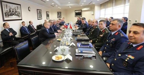 لليوم الثاني.. تواصل المباحثات...