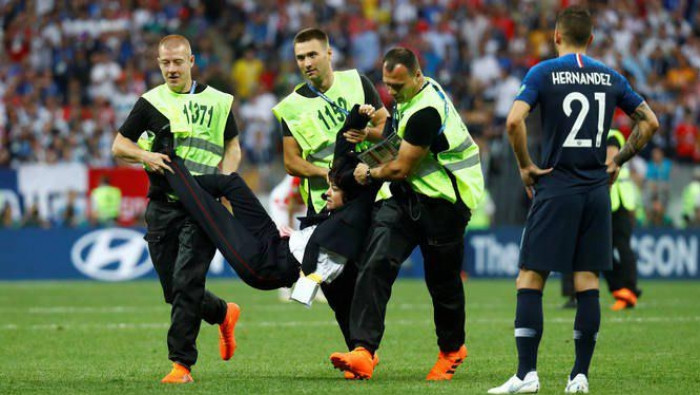 من اقتحم نهائي المونديال؟