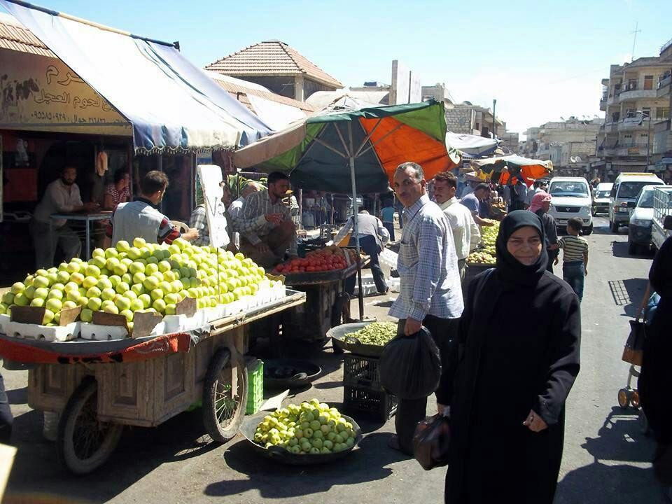 حركة السوق متوقفة في إدلب والأ...