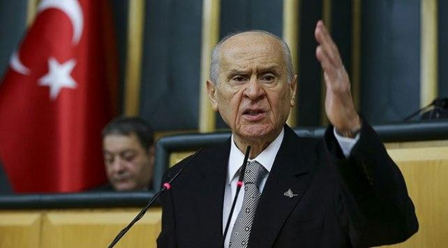 "بهتشلي" يطالب الجيش التركي با...