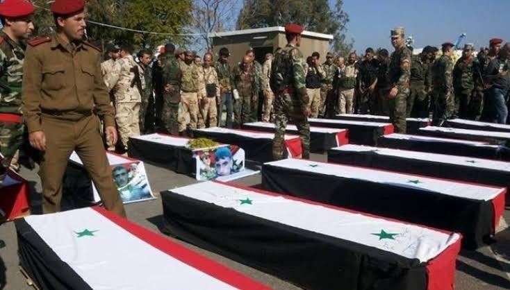 صفحات موالية تنعي 81 قتيلا للن...