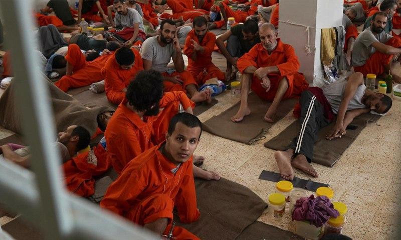 لمواجهة كورونا.. "قسد" تنقل عش...