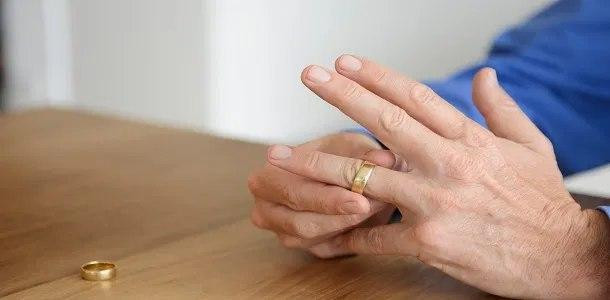 حظر التجوال يضاعف حالات الطلاق...